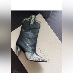 Alexandre Birman Snakeskin western boots NWT Size 6.5